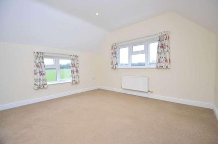 Topcroft, Bungay, NR35 - Photo 2