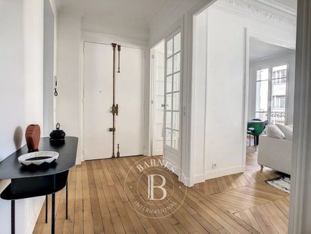 Appartement • Neuilly-sur-Seine - Photo 2