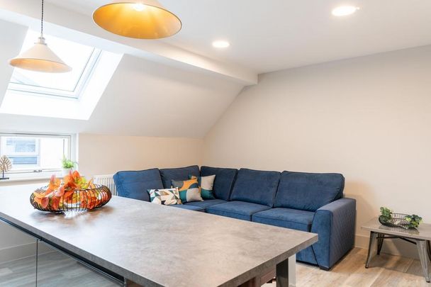 6 bedroom flat to rent - Photo 1