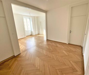 Coutance - Appartement avec cachet proche de la gare - Photo 4