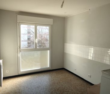 Semur-en-Auxois T2 avec balcon - Photo 1