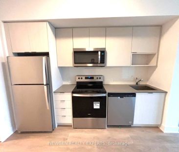 204 Burnhamthorpe Road E #1301 - Photo 4