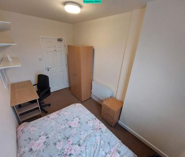 1 bedroom ground floor flat to rent - Photo 3