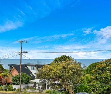Coastal Living with Water Views, garden and water included - Photo 3
