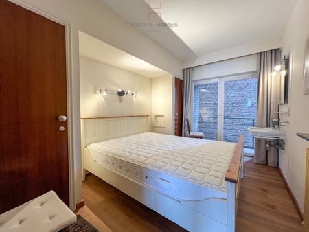 Aangenaam gemeubeld appartement op de Zeedijk met 2 slaapkamers. - Photo 2