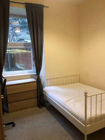 3 Bed Flat, West Princes Street, G4 - Photo 4