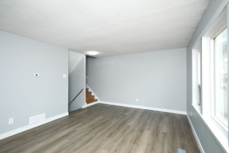 For Lease - 126 Dusay Place Unit# 101, Toronto, Ontario - Photo 2