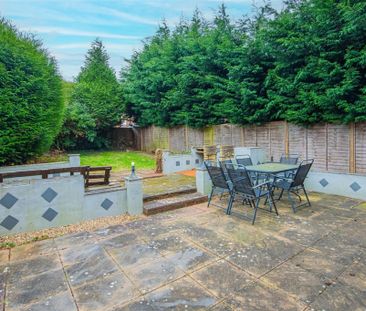 3 bed House - Semi-Detached To Let - Photo 3