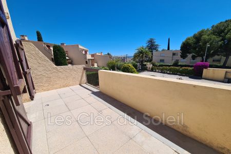 Location Appartement 2 pièces 41m² BANDOL 83150 - Photo 5