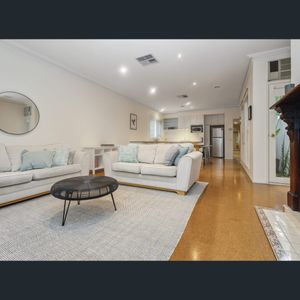 15 Brougham Street, Bendigo, Vic 3550 - Photo 2