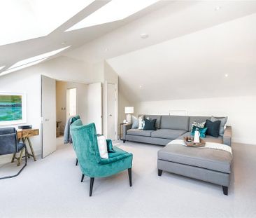 3 bedroom mews to rent - Photo 4