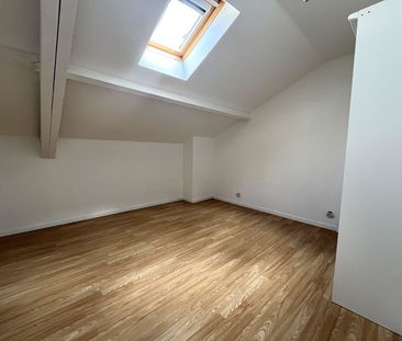 Location Appartement 4 pièces 120m² - Photo 2