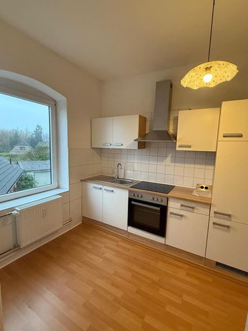 Geräumige Altbauwohnung - frisch renoviert & familienfreundlich - Photo 4