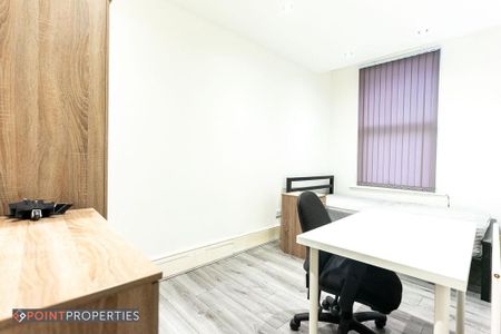 8 bedroom terraced house to rent - Photo 4