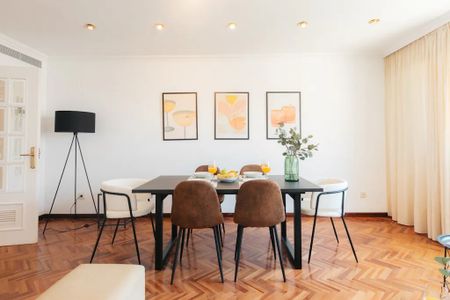 Plaça del Mestre Ripoll, Valencia, Valencian Community 46022 - Photo 3