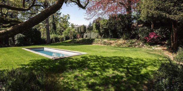 Uitzonderlijke woning te huur in Ukkel voor € 15.000 met 7 slaapkamers - Foto 1