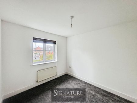 4 bedroom terraced house to rent - Photo 5