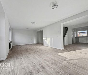 3 bedroom terraced house to rent - Photo 3