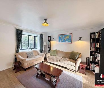 Birchtree Close, Bowdon, Altrincham, WA14 - Photo 2