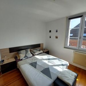 Location Appartement 3 pièces 73m² EU 76260 - Photo 2