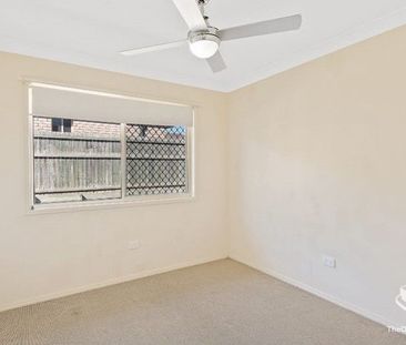 4 Bedroom Home. Positioned on a quiet street within a convenient di... - Photo 2