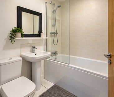 2 bedroom semi-detached house to rent - Photo 6