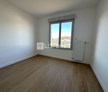 Apartment - Photo 2