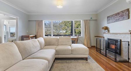 A Lovely Family Home - Photo 2