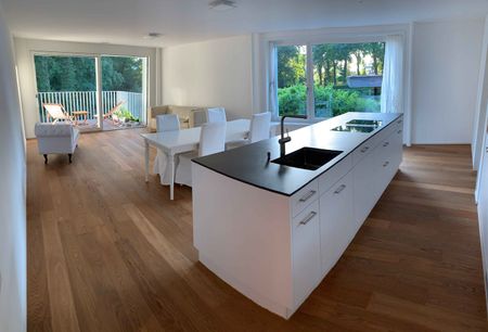 Helle 4.5-Zi.-Wohnung im Minergie-Standard mit Blick auf den Rossbach-Wald- Herrliberg Goldküste - Photo 5
