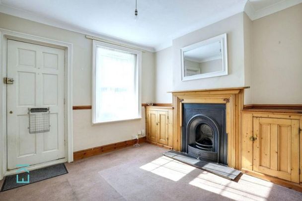 2 bedroom terraced house to rent - Photo 1