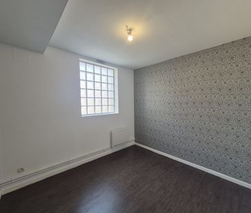 Location Appartement 3 pièces 61m² ST OMER 62500 - Photo 5