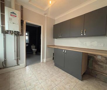 3 bedroom terraced house to rent - Photo 3
