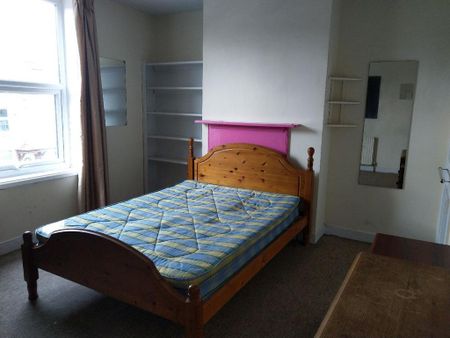 5 bedroom house share to rent - Photo 4