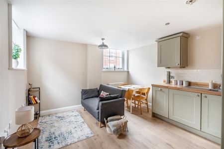 2 bedroom townhouse to rent - Photo 2