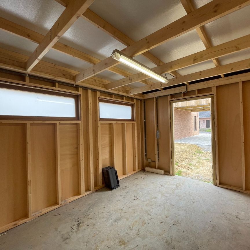 Energiezuinige nieuwbouwwoning te huur te Roeselare - Photo 1