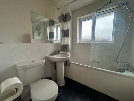 2 bedroom terraced house to rent - Photo 5
