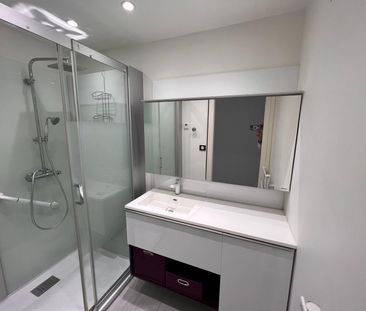 Location Appartement 2 pièces 64m² - Photo 4