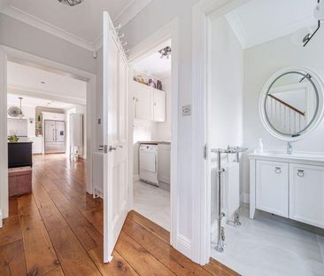 4 bedroom semi-detached house to rent - Photo 4