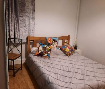Room in a Shared House, Russell Street, LU1 - Photo 6