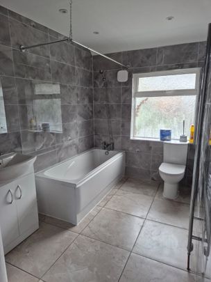 2 Bed Terraced House, Uplands, CV2 - Photo 1