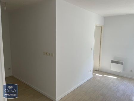 Location Appartement 2 pièces 33m² LONGUEAU 80330 - Photo 5