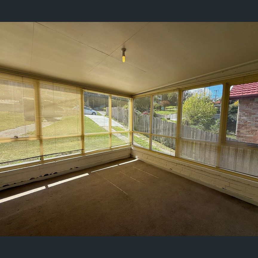 9 Bowen Avenue, Trevallyn, Tas 7250 - Photo 1