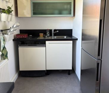 Preiswerte 4-Zimmer-Familienwohnung mit heller Raumaufteilung, mode... - Foto 1