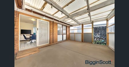 Perfect Home in a Quiet Court Location! - Photo 5