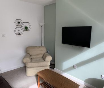 2 bedroom private hall to rent - Photo 1