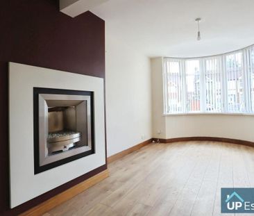 3 bedroom end of terrace house to rent - Photo 2