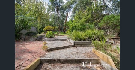 Family Home in Peaceful Court Location - Photo 4