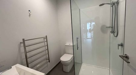 Modern Fully Furnished 1-Bedroom Apartment in Christchurch City Centre - Photo 4