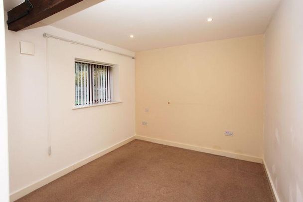2 bedroom property to rent - Photo 1