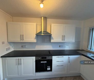 3 bedroom terraced house to rent - Photo 4